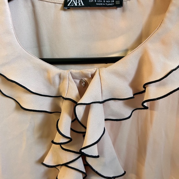 Zara blouse - Picture 2 of 2